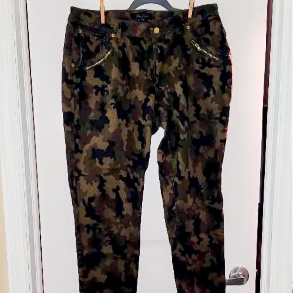 Poetic Justice Maya Gold Zipper Camo Midrise Skinny Jeans - Picture 1 of 11